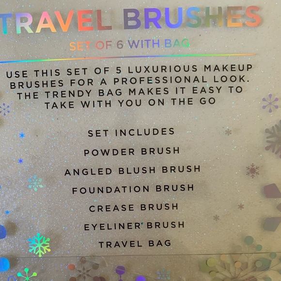 Travel Brush Set - Picture 3 of 3